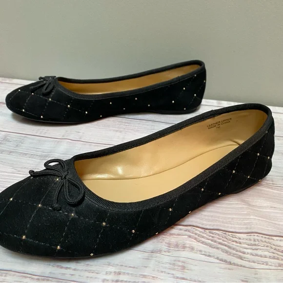 Talbots Black Velvet Flats. Women Size 7. - Picture 1 of 10
